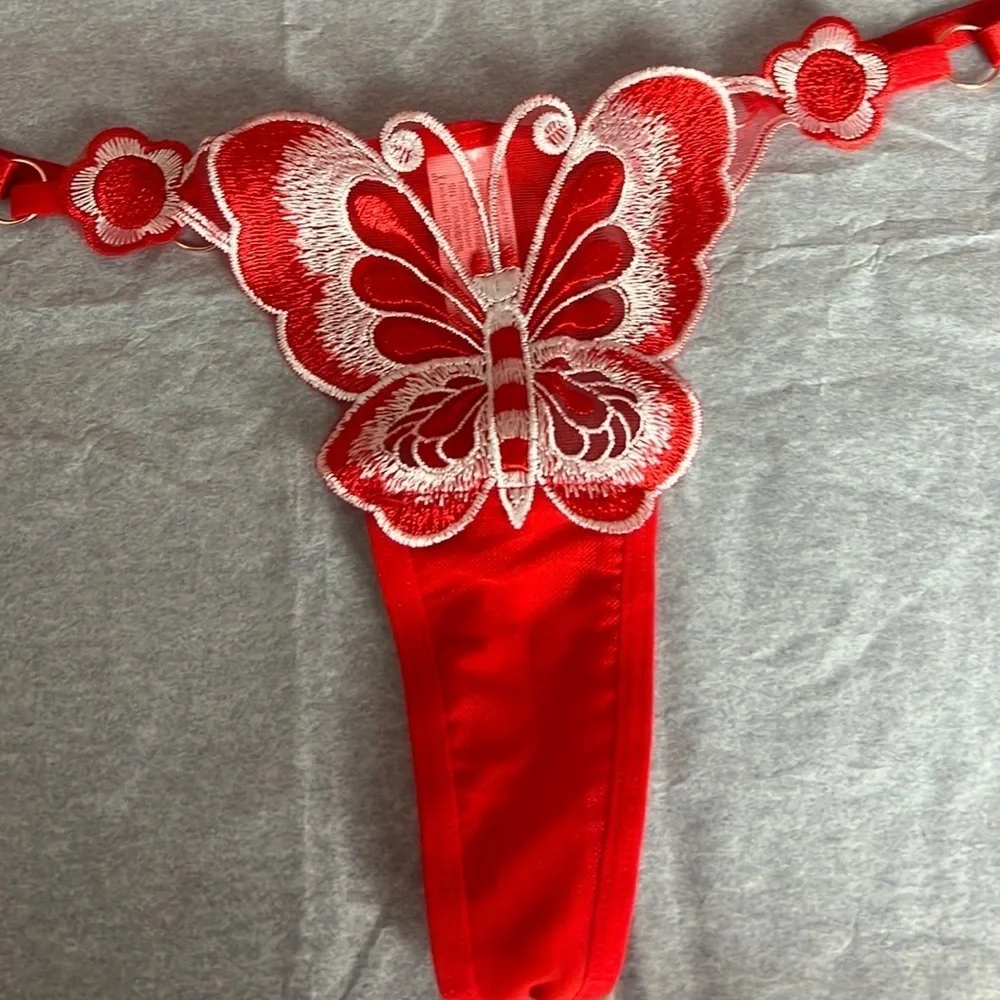 𝅺INTIMATE apparel - Picture 10 of 15